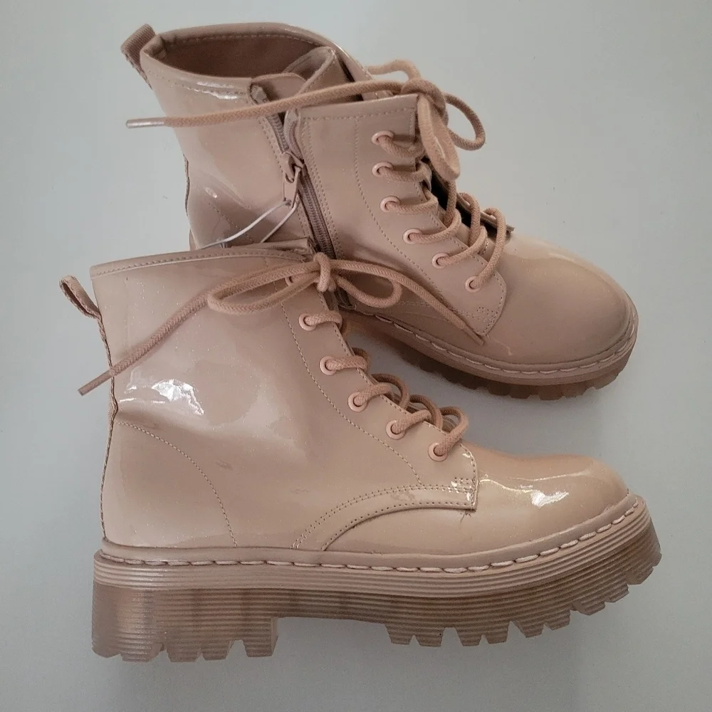Steve Madden New without box GIRLS Dynasty pink shimmer boots